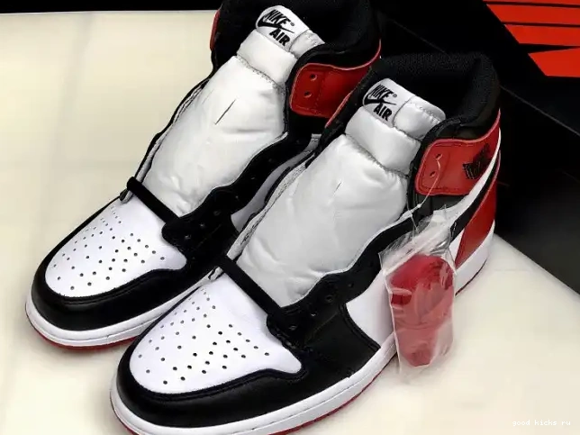 Retro Air Black Jordan 555088-125 1 Toe 0510